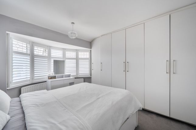 80, Egham Crescent, Sutton photo 5