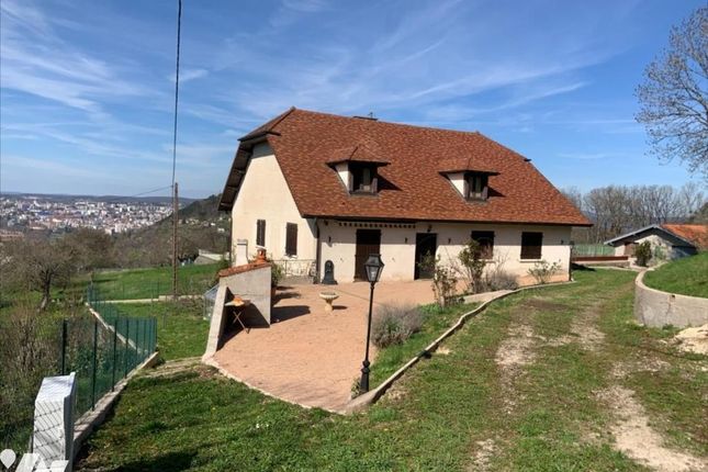 Detached house for sale in 25000 Besançon, France