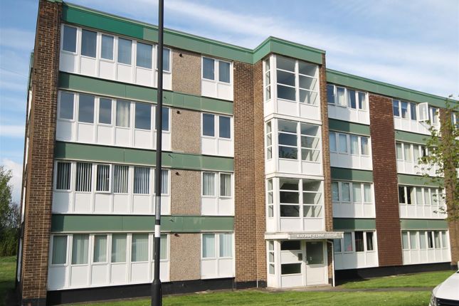 Thumbnail Flat for sale in Haydon Close, Newcastle Upon Tyne