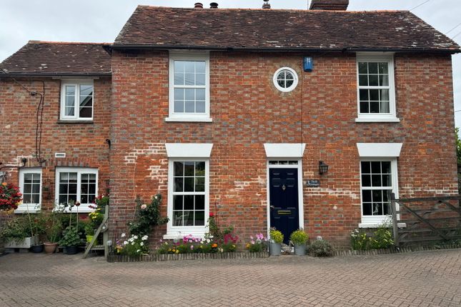 Thumbnail Cottage for sale in Cranbrook Road, Frittenden, Kent