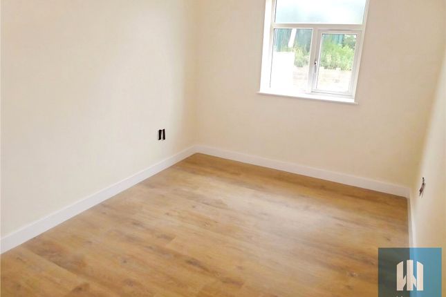 Flat 2, 2, Ling Bob, Halifax photo 4