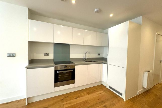 Kitchen Pic 2.Jpeg