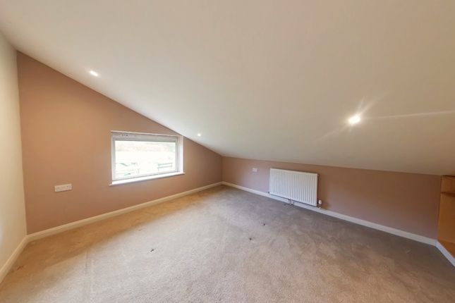 Flat to rent in Dawes Lane, Sarratt, Rickmansworth, Hertfordshire