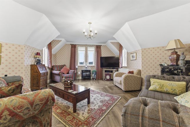 39, Western Courtyard, Pontyclun photo 2