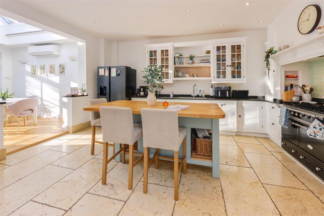 5, Lanchester Road, Highgate photo 3