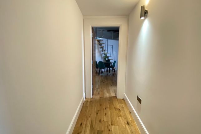 Flat to rent in Globe House, Southall Street, Manchester