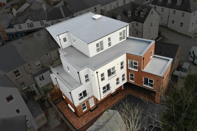 Flat 10, Cinderford House, 21 - 23, Market Street, Cinderford photo 2