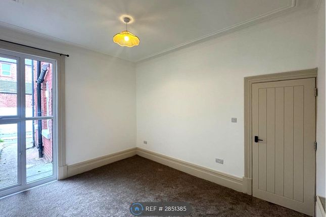 Ground Floor Flat, Poplar Avenue, Blackpool photo 5