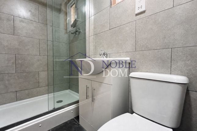 735 Uxbridge Road, Hayes photo 4