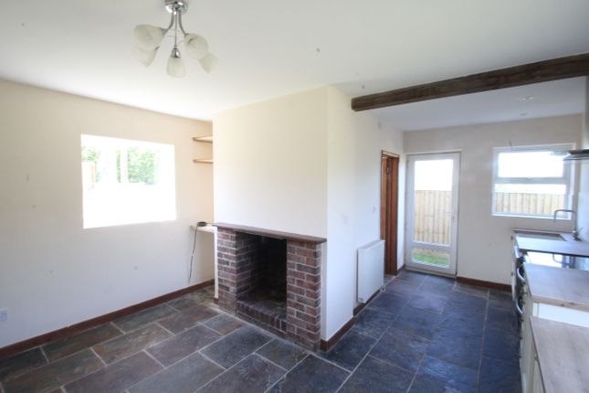 End terrace house for sale in Northfield Farm Cottages, Wantage Road, Great Shefford
