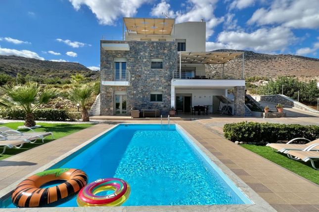 Villa for sale in Hersonissos 700 14, Greece