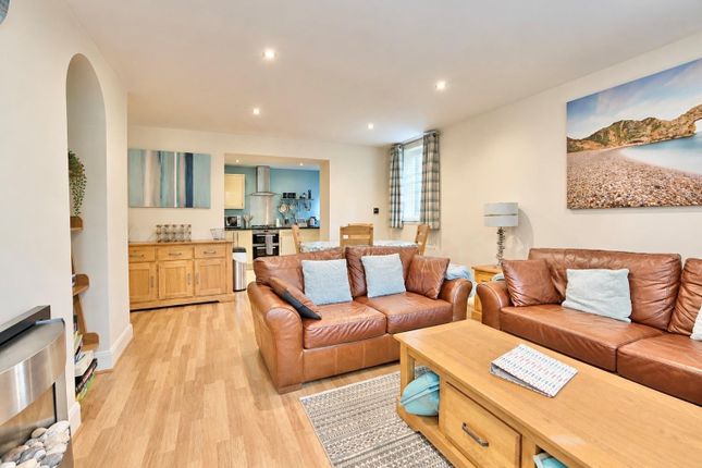 Flat 4, Seagate House, 23 Bincleaves Road, Weymouth photo 4