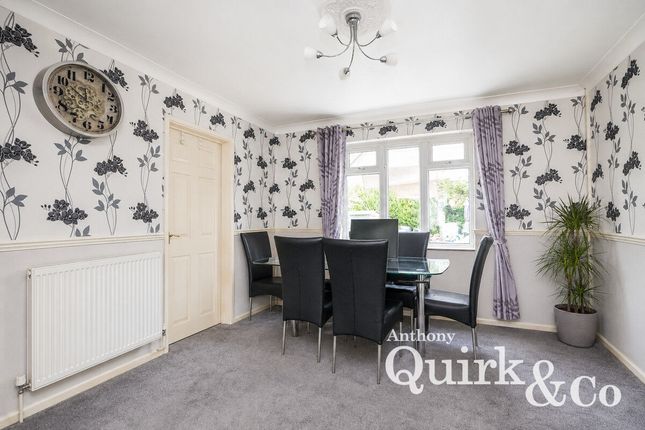 2, Muggeridge Road, Dagenham photo 4