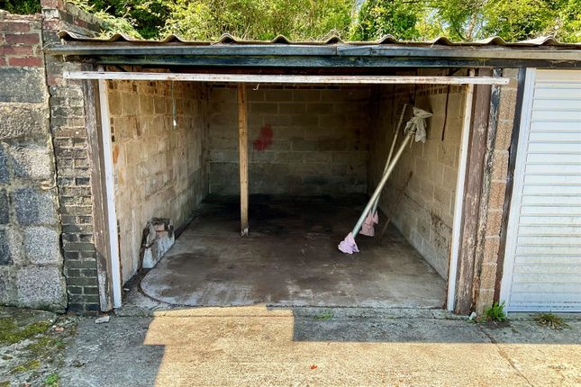Garage 5, Mount Road, Dover photo 2