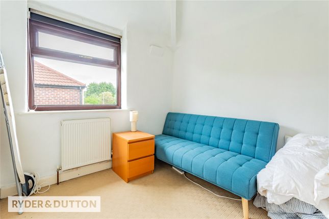 27, Melverley Road, Manchester photo 4