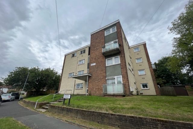 Thumbnail Flat to rent in Queenshill Avenue, Moortown, Leeds