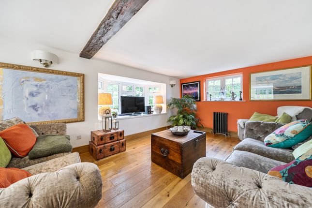 Orchard Cottage,, Crown Lane, Farnham photo 3