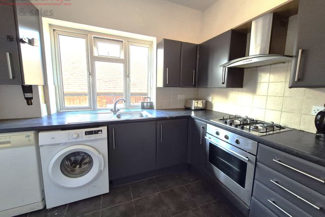 120a, Walm Lane, Willesden Green photo 2