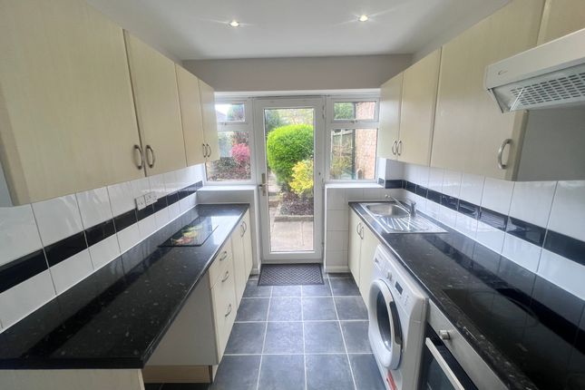148, Chelmsford photo 2