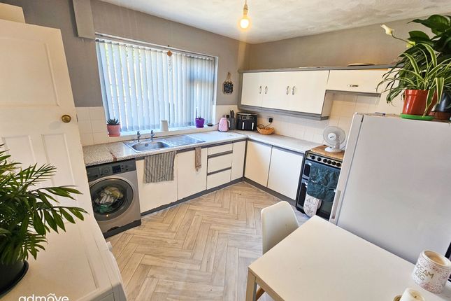 1 Broadway Close, Manchester photo 2
