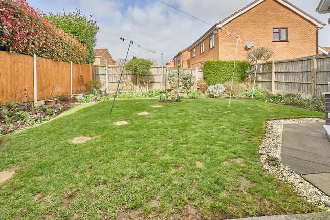 12, Falmouth Drive, Hinckley photo 4