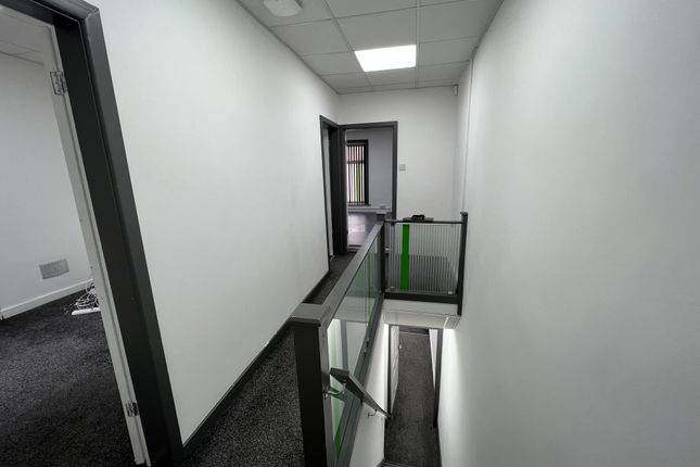 First Floor Flat, 97a, Johnston Street, Blackburn photo 3