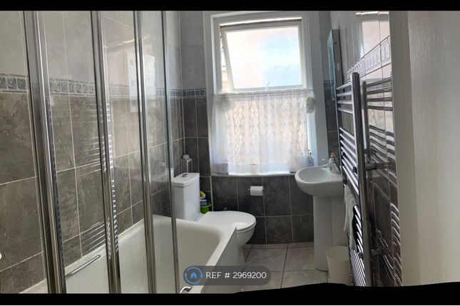 Heming Road, London photo 2