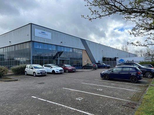 Light industrial to let in Part Of Unit 5 Shipton Way, Express Park, Rushden, Northants