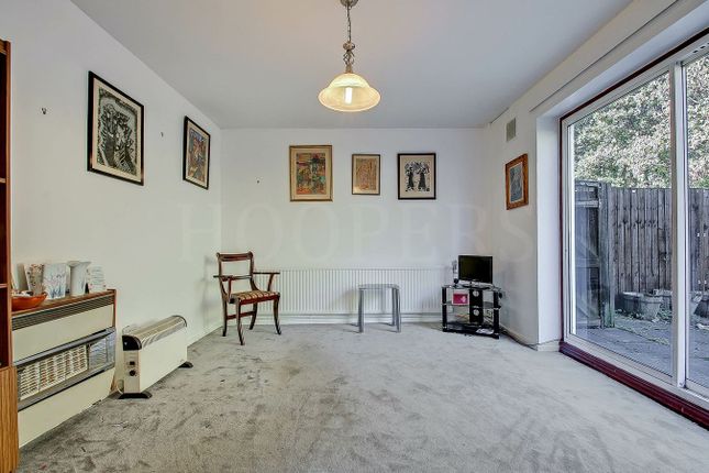 25, Severn Way, London photo 4