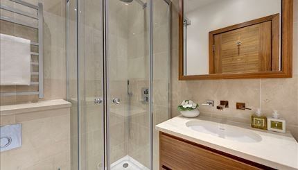 Flat 54 Garden House, 86-92 Kensington Garden Square, London photo 4