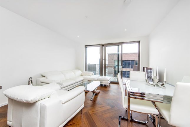 Flat for sale in Capital Building, 8 New Union Square, Nine Elms