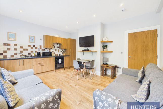 Apartment 16, The Moorings 9-10, The Beach, Filey photo 2