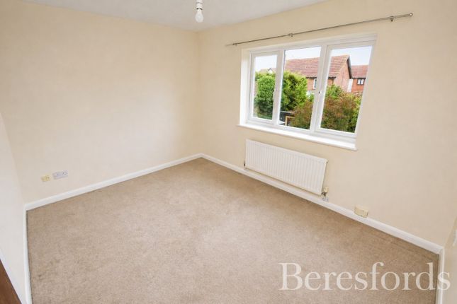 69, Pollards Green, Chelmsford photo 4