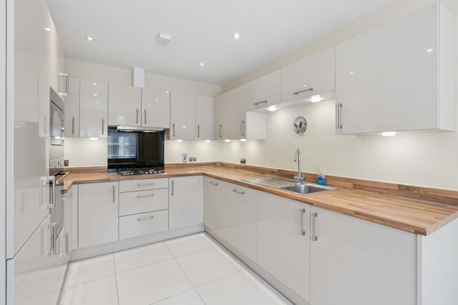 16 Harding Way, Abingdon photo 2