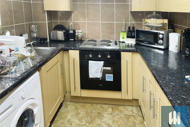 81, Clare Hill, Huddersfield photo 2