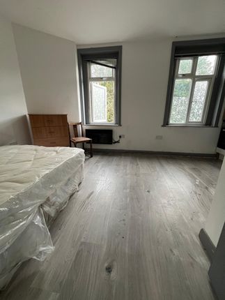 203, PINNER ROAD, HARROW, London photo 3