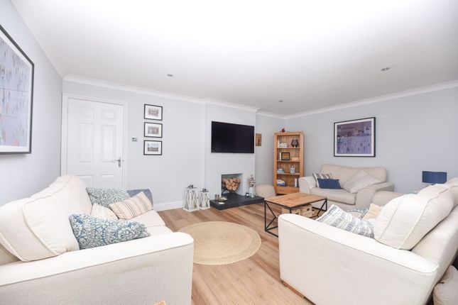 14 Centenary Way, Huntingdon photo 2