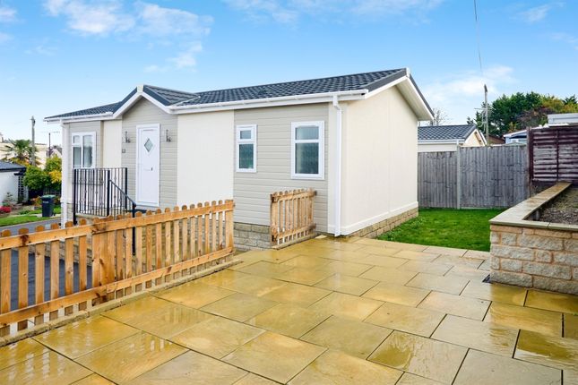 2-bed caravan on 59, Bungalow Park, Holders Road, Salisbury, £209,950