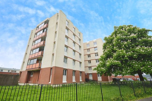 Flat for sale in Ewart Court, Gosforth, Newcastle Upon Tyne