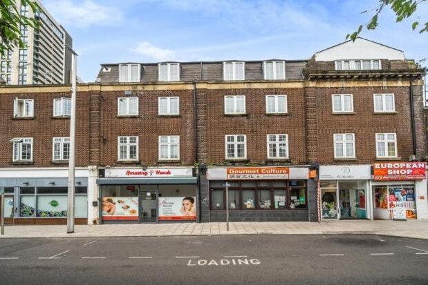 Thumbnail Property to rent in Chapel Street, Woking