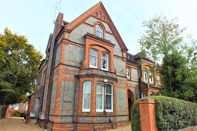 Thumbnail Flat to rent in Bulmershe Road, Reading
