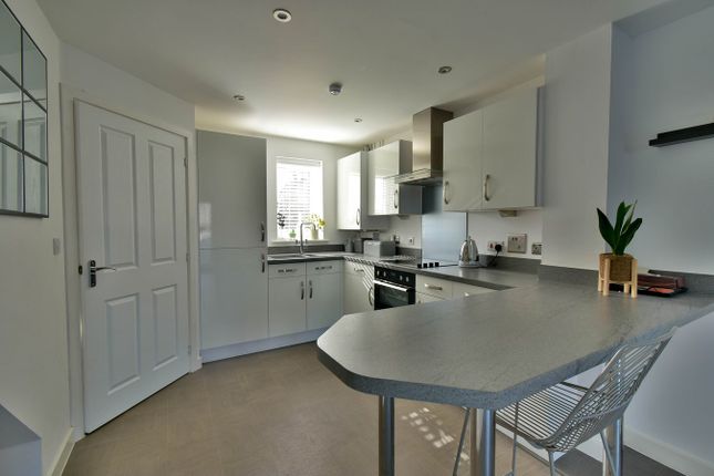 45, Watergate, Bexhill-on-Sea photo 4
