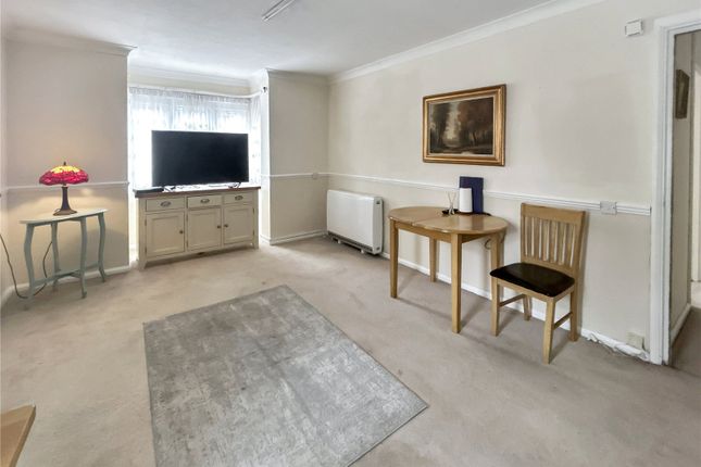 4 Fountain Court,, Bowes Close, Sidcup photo 3