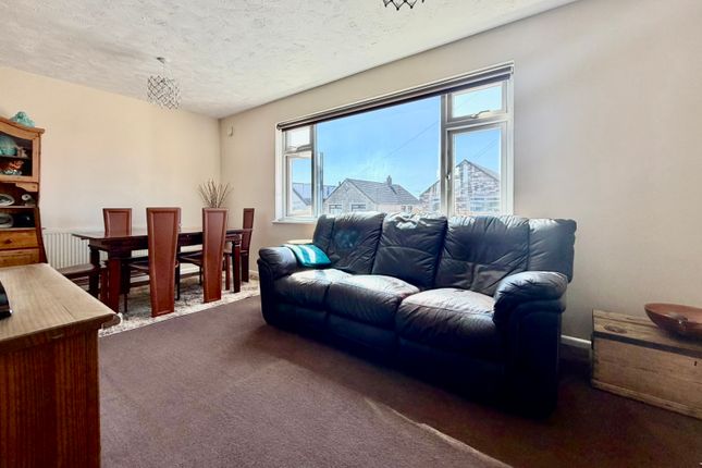 19, Westcliff Rd, Dorset photo 3