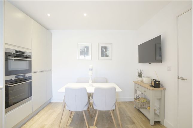 19 Ash Road, Ely photo 4