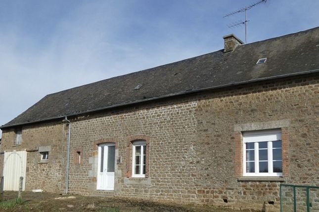 Detached house for sale in Landivy, Pays-De-La-Loire, 53190, France