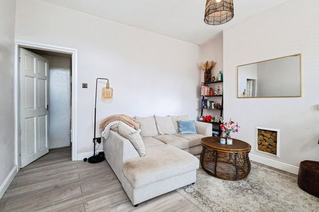 29, Haworth Road, Greater Manchester photo 4