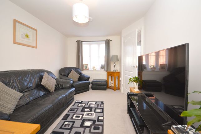 24 Hagger Drive, Folkestone photo 2