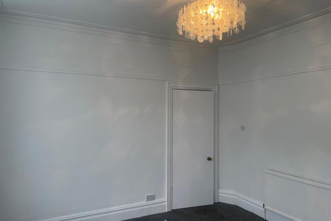 Sandcliffe Road, Wallasey photo 5