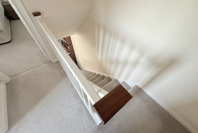 12, Barnett Way, Uckfield photo 4